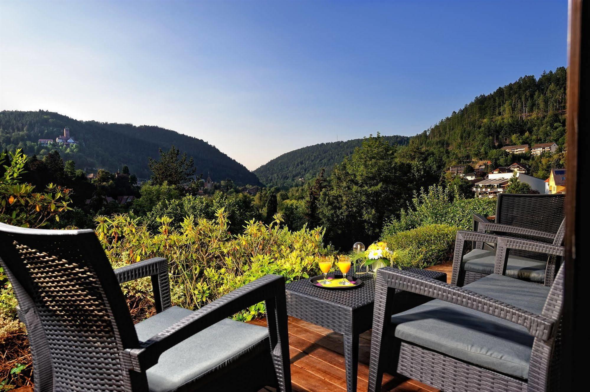 Hotel Am Bad-Wald Бад Либенцел Екстериор снимка